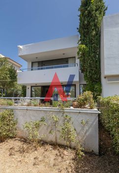 Μεζονέτα 347 τ.μ. για πώληση