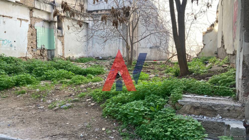 Οικόπεδο 120 τ.μ. προς πώληση, Κολωνός