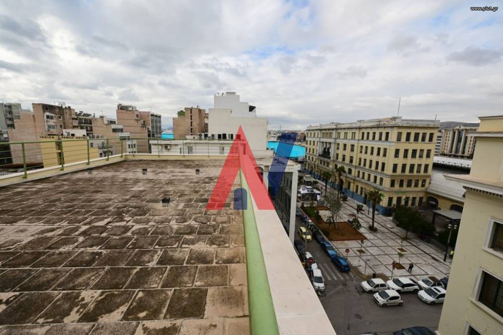 Office 390 sqm for rent, Piraeus, Port