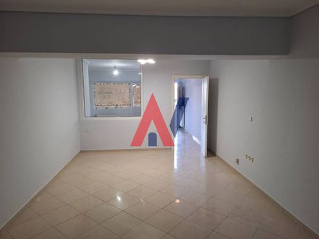 Κατάστημα 60τ.μ. για ενοικίαση-Πεύκα » Κέντρο
