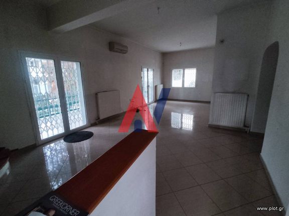 Detached home 153 sqm for rent, Athens - North, Kifisia