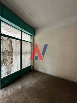 Κατάστημα 27τ.μ. για πώληση-Νεάπολη » Άγιος γιώργιος - τρώαδα