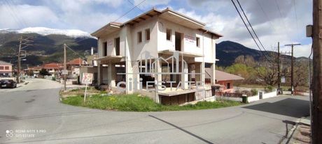 Building 239 sqm for sale