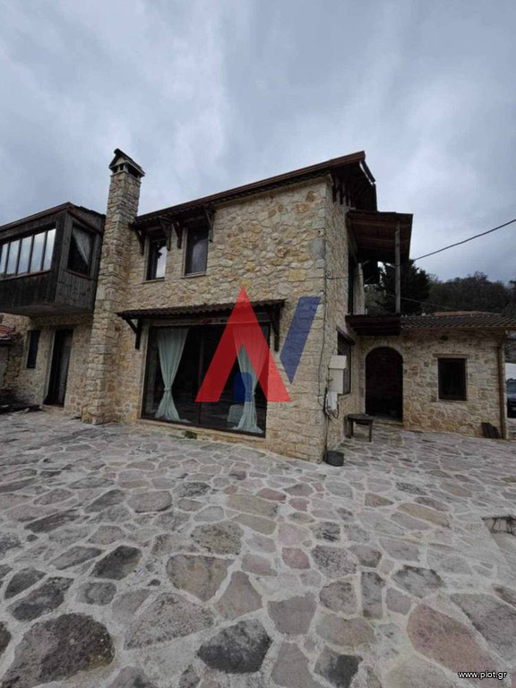 Μονοκατοικία 141 τ.μ. προς πώληση, Κέντρο Δελβινακίου