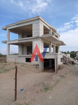 Μονοκατοικία 390 τ.μ. για πώληση