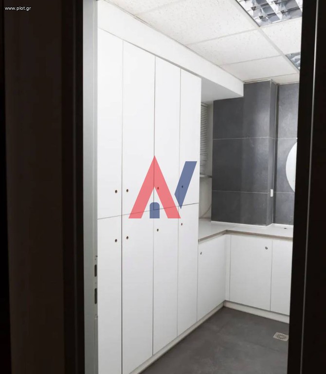 Γραφείο 290 τ.μ. πρός πώληση, Θεσσαλονίκη - Κέντρο, Λαδάδικα