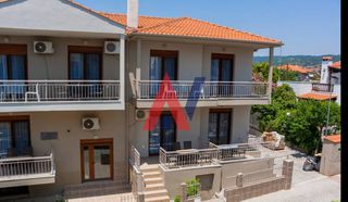 Συγκρότημα διαμερισμάτων 330 τ.μ. για πώληση
