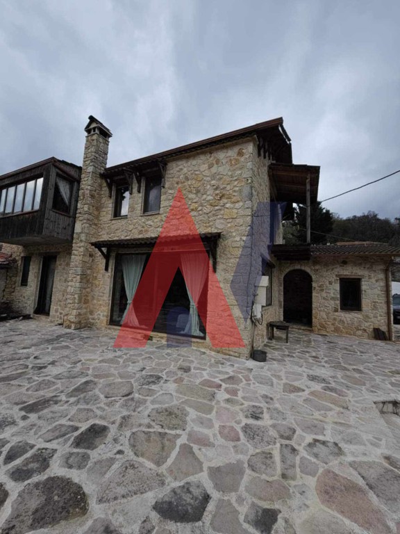 Μονοκατοικία 141 τ.μ. πρός πώληση, Ν. Ιωαννίνων, Δελβινάκι