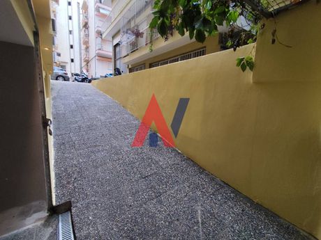 Αποθήκη 350τ.μ. για πώληση-Μπότσαρη