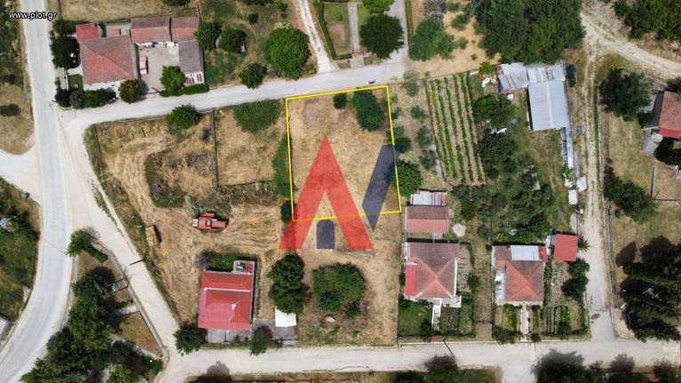 Land plot 750 sqm for sale, Trikala Prefecture, Trikala