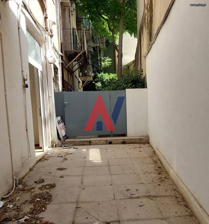 Κατάστημα 12 τ.μ. πρός ενοικίαση, Αθήνα - Βόρεια Προάστια, Χαλάνδρι