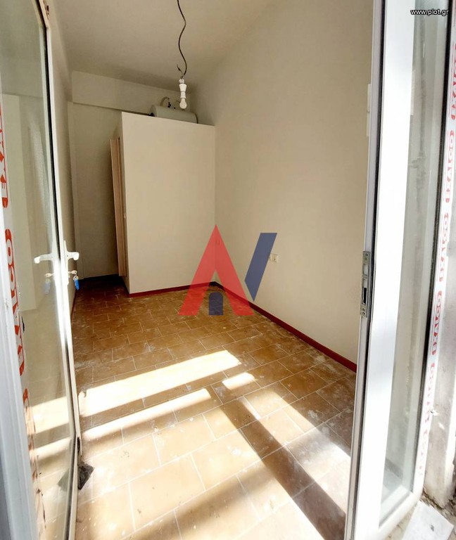 Κατάστημα 12 τ.μ. πρός ενοικίαση, Αθήνα - Βόρεια Προάστια, Χαλάνδρι