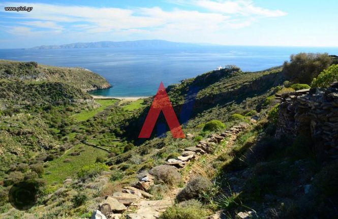 Land plot 2.820 sqm for sale, Cyclades, Kea