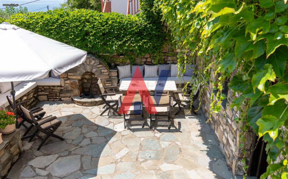 Ξενοδοχείο 220 τ.μ. προς πώληση, Παρθενώνας