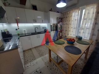 Διαμέρισμα 100 τ.μ. για πώληση, Πειραιάς, Ταμπούρια-thumb-16