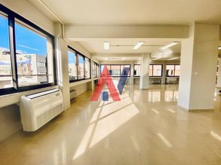 Επιχειρηματικό κτίριο 1.470 τ.μ. για πώληση