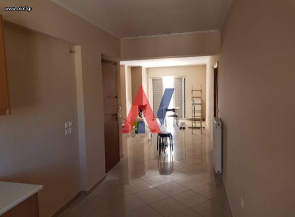 Διαμέρισμα 90 τ.μ. για πώληση, Πειραιάς, Καμίνια