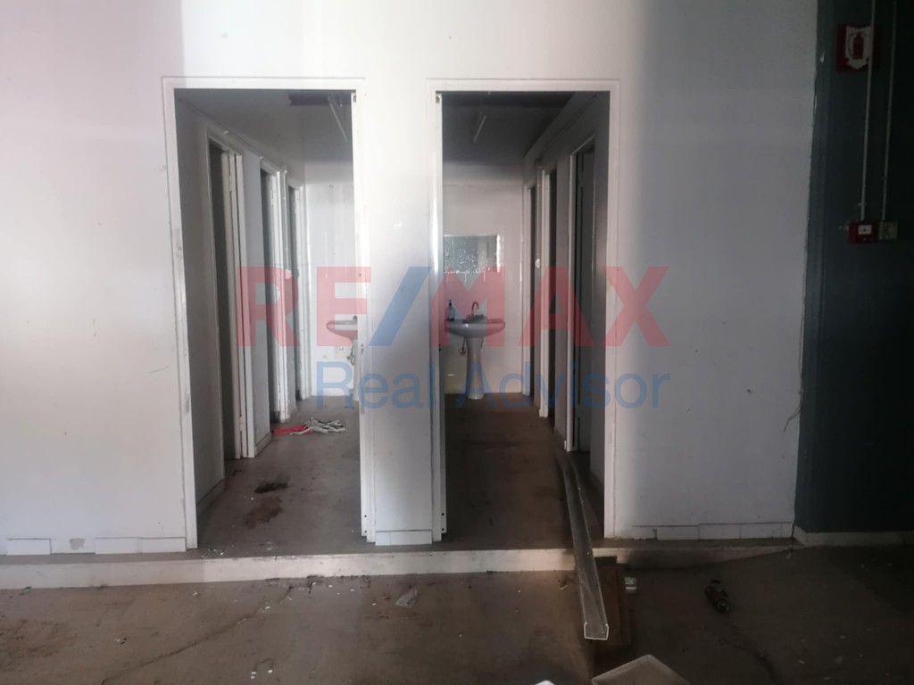 Επιχειρηματικό κτίριο 2.390 τ.μ. πρός πώληση, Κορινθία, Άσσος-Λεχαίο