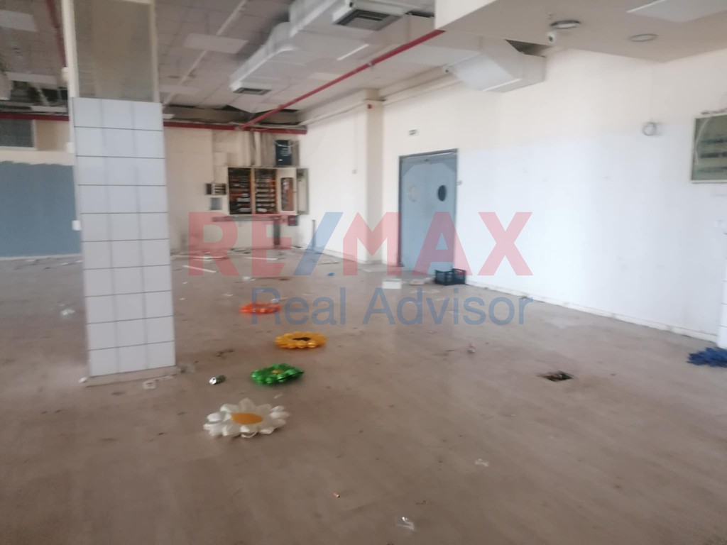 Επιχειρηματικό κτίριο 2.390 τ.μ. πρός πώληση, Κορινθία, Άσσος-Λεχαίο