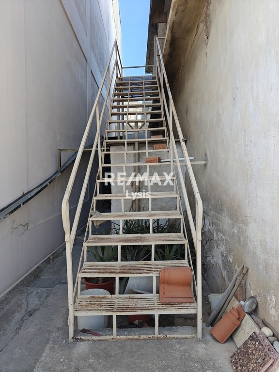 Βιοτεχνικός χώρος 473 τ.μ. προς πώληση, Κέντρο Ταύρου