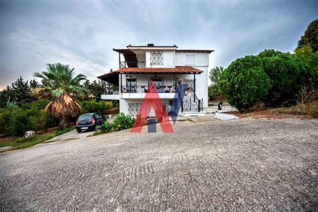 Detached home 280 sqm for sale