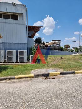 Επιχειρηματικό κτίριο 3.000 τ.μ. πρός πώληση