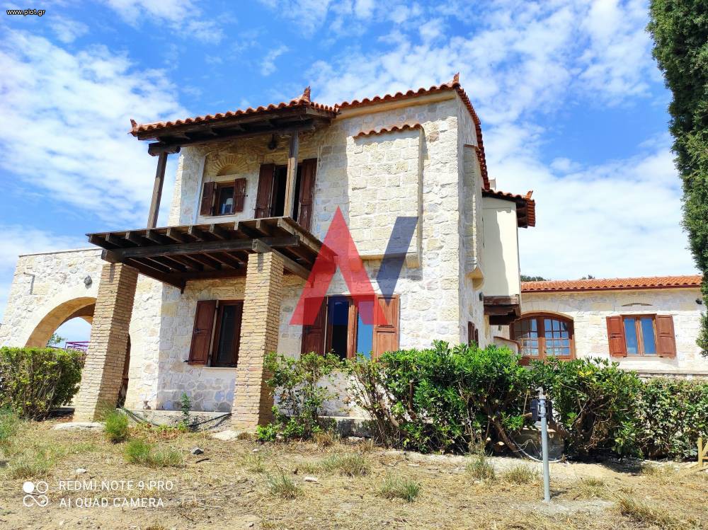 Βίλλα 600 τ.μ. πρός πώληση, Αττική - Υπόλοιπο, Κερατέα