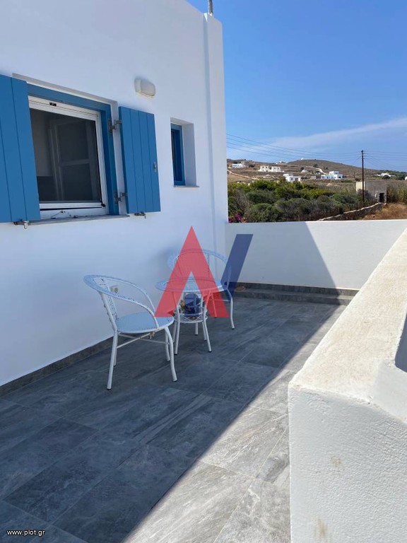 Ξενοδοχείο 75 τ.μ. προς πώληση, Φειρά