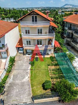 Μεζονέτα 367 τ.μ. για πώληση