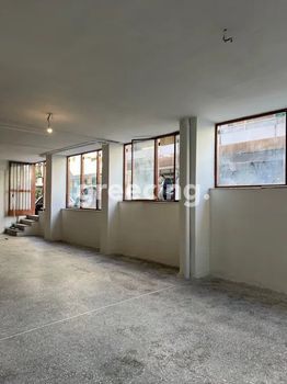 Αποθήκη 215 τ.μ. για πώληση