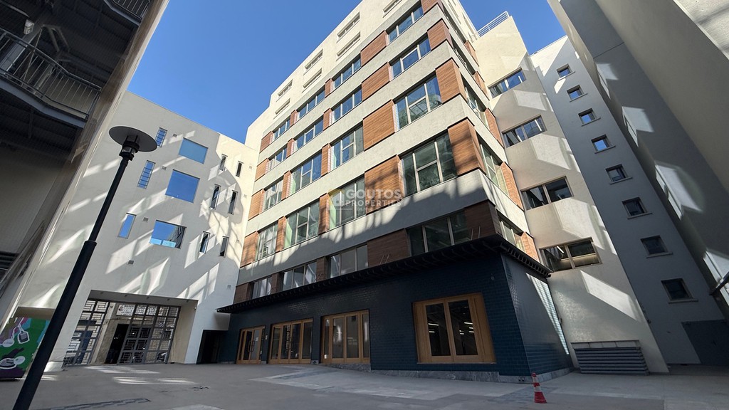 Επιχειρηματικό κτίριο 6.873,45 τ.μ. προς ενοικίαση, Λιμάνι Πειραιά