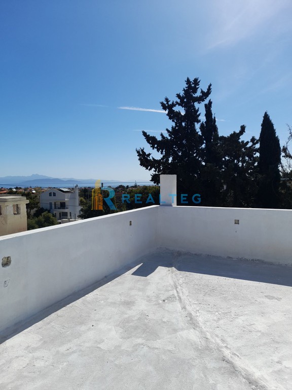 Μεζονέτα 180 τ.μ. πρός πώληση, Αθήνα - Ανατολικά Προάστια, Αρτέμιδα (λούτσα)