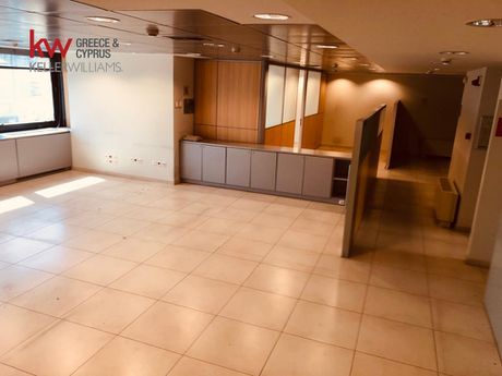 Business bulding 2.736sqm for rent-Kolonaki - Likavitos