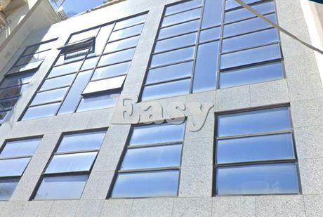 Business bulding 940 sqm for sale