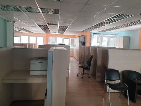 Γραφείο 360 τ.μ. για ενοικίαση