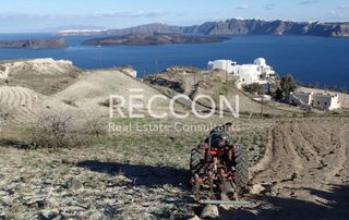 Οικόπεδο 4.400 τ.μ. για πώληση, Κυκλάδες, Σαντορίνη-thumb-1