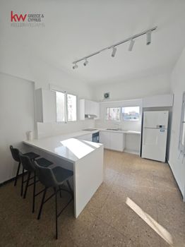 Houseboat 250sqm for rent-Larnaca (Center)