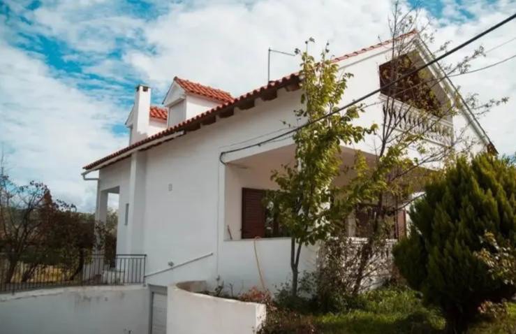 Μονοκατοικία 200 τ.μ. προς πώληση, Κυπαρίσσι Μεσσαπίας
