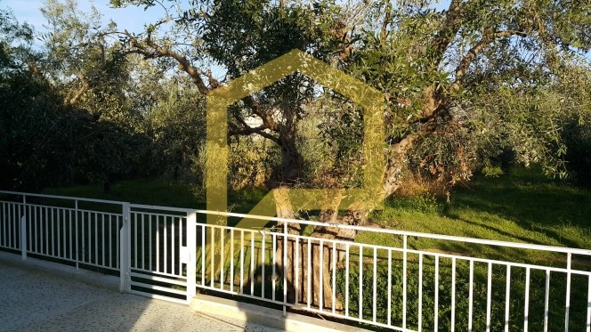 Οικόπεδο 1.500 τ.μ. πρός ενοικίαση, Αθήνα - Νότια Προάστια, Βάρη- Βάρκιζα