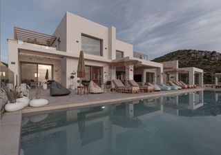 Βίλλα 440 τ.μ. για πώληση