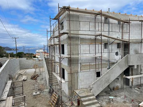Κτίριο 960τ.μ. για πώληση-Στύρα