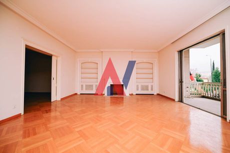 Office 305sqm for sale-Ilisia » Hilton