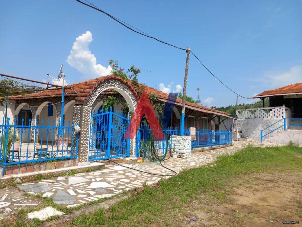 Συγκρότημα διαμερισμάτων 280 τ.μ. προς πώληση, Κρυονέρι Χαλκιδικής