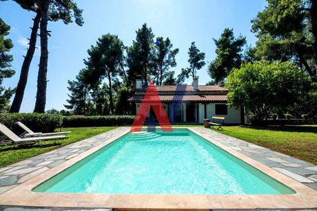 Villa 630sqm for sale-Kassandra » Stavros