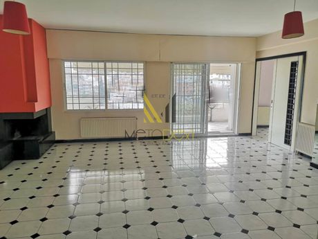 Διαμέρισμα 130τ.μ. για ενοικίαση-Συκιές » Επταπύργιο
