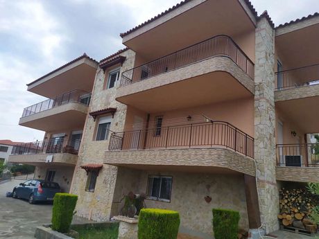 Detached home 396 sqm for sale