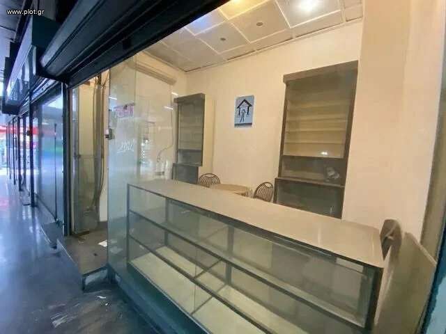 Κατάστημα 14 τ.μ. προς πώληση, Πλατεία Κάνιγγος