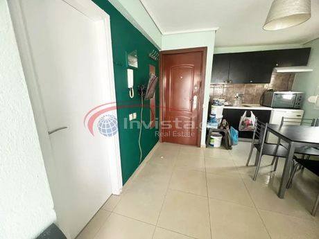 Studio 20sqm for sale-Kalamaria » Center