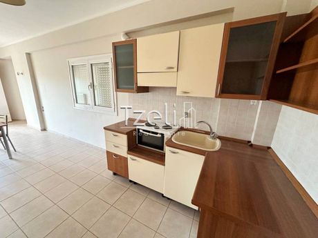 Studio 32sqm for rent-Patra » Laggoura