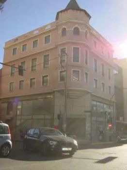 Επιχειρηματικό κτίριο 450 τ.μ. για ενοικίαση